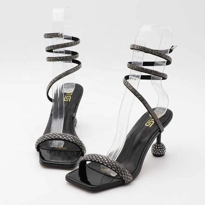 كعب نسائي - Women's heel