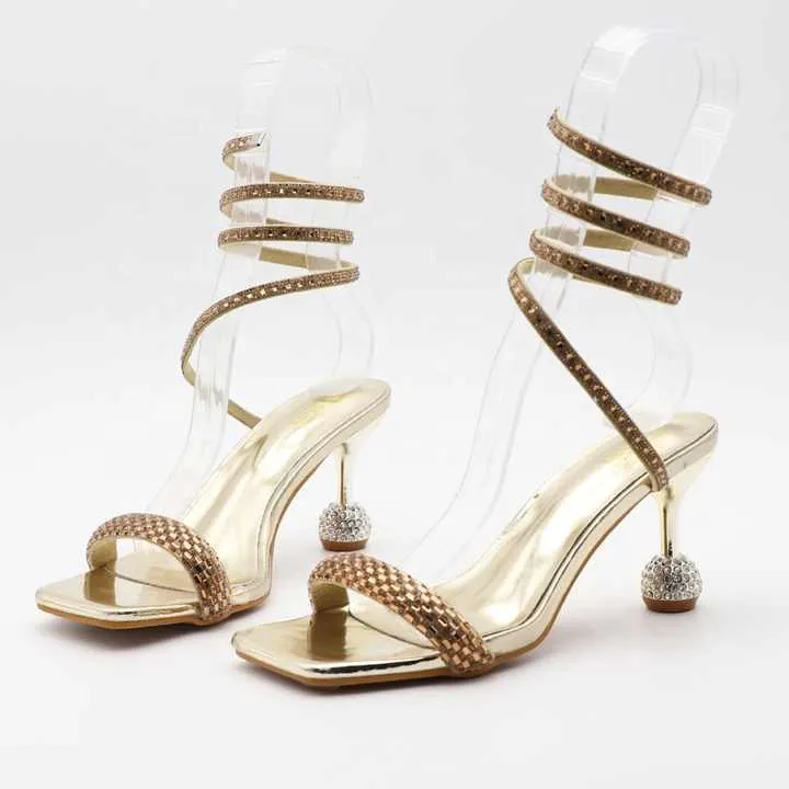 كعب نسائي - Women's heel