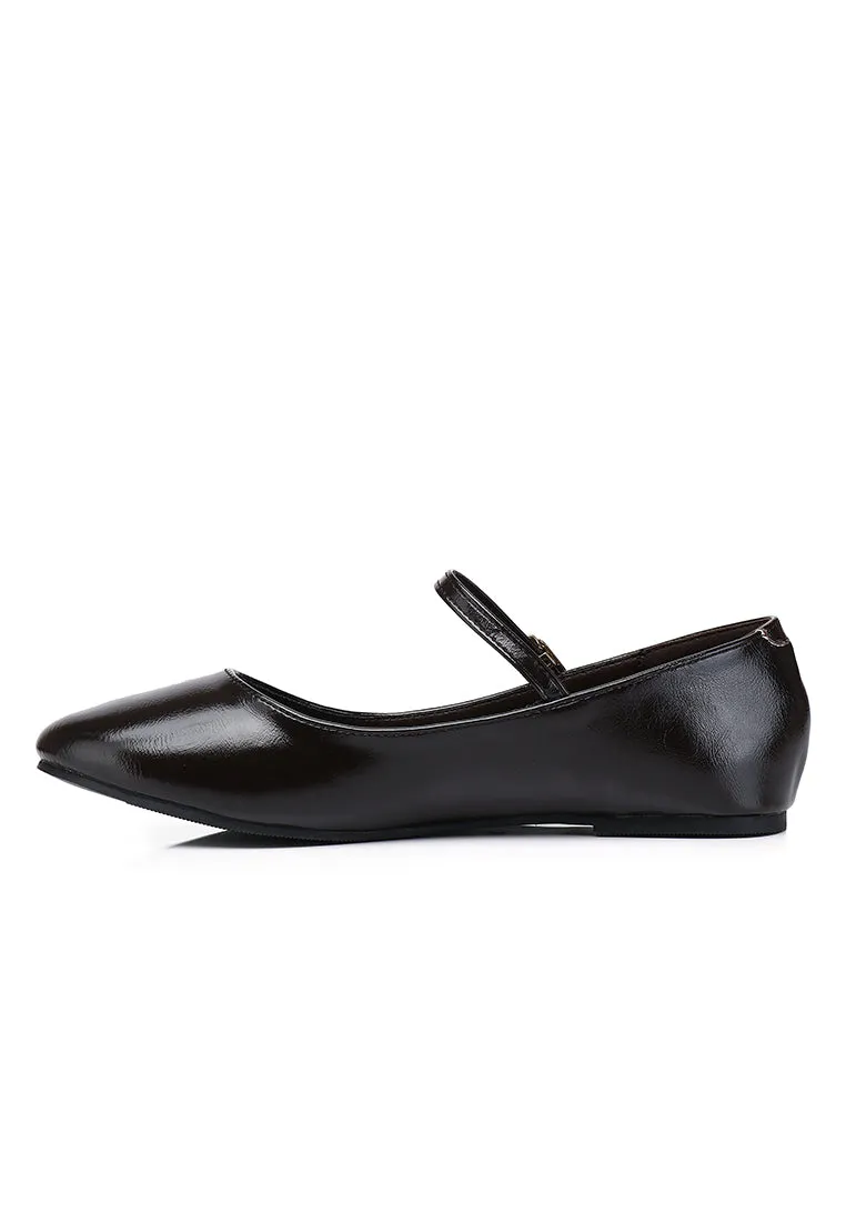 Aelia Rounded Toe Flats & Ballerina (Chocolate)