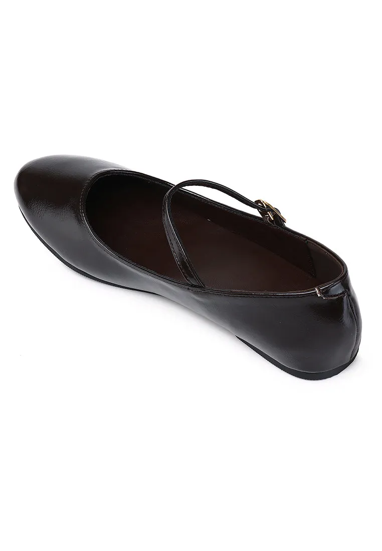 Aelia Rounded Toe Flats & Ballerina (Chocolate)