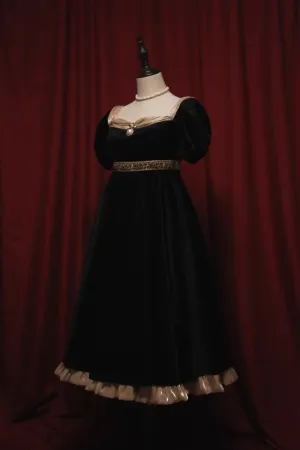 Bridgerton Inspired Black Velvet Regency Era Ball Gown - Black Dress Plus Size Bridgerton Inspired Black Velvet Regency Era Ball Gown - Black Dress Plus Size