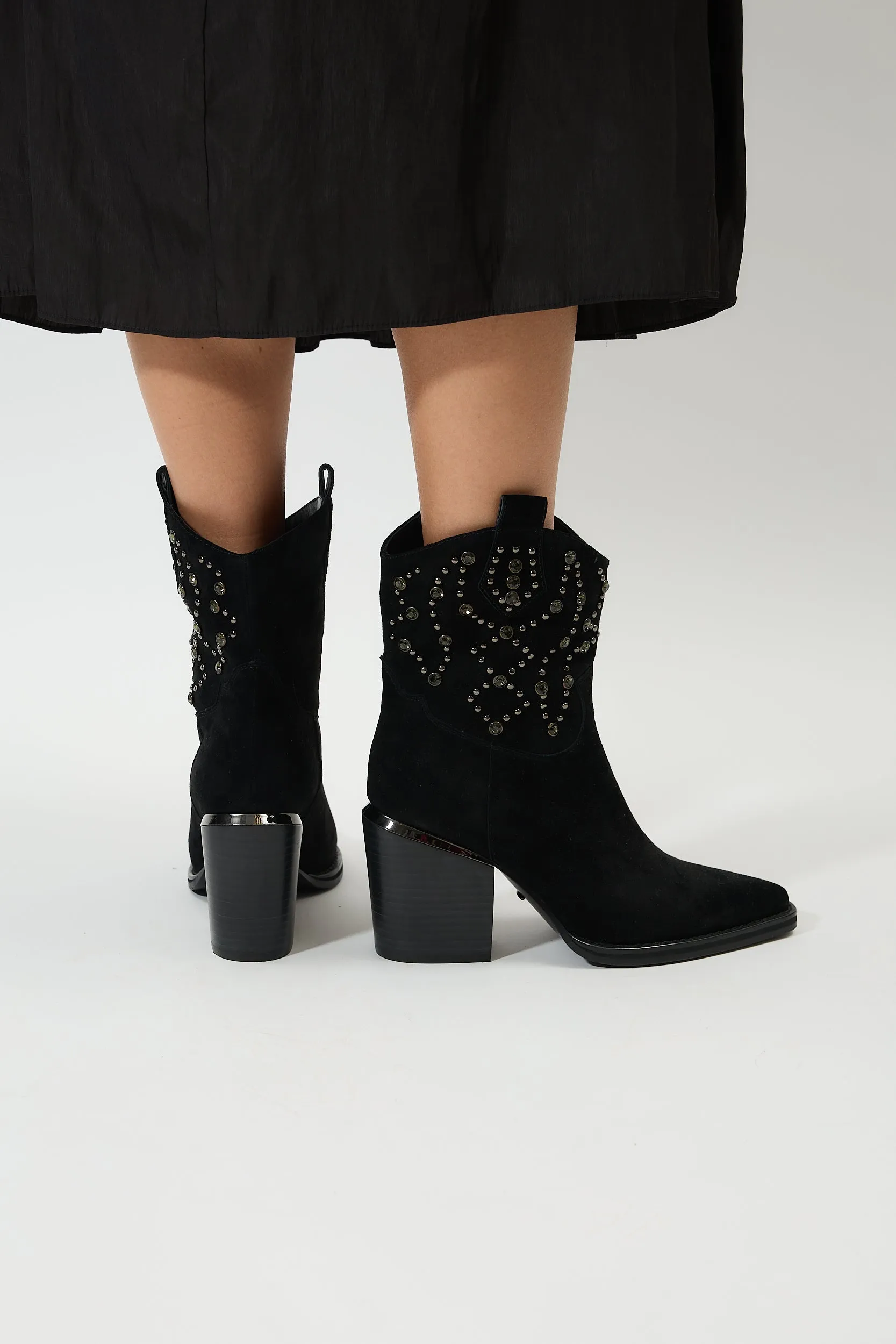 Clotho Black