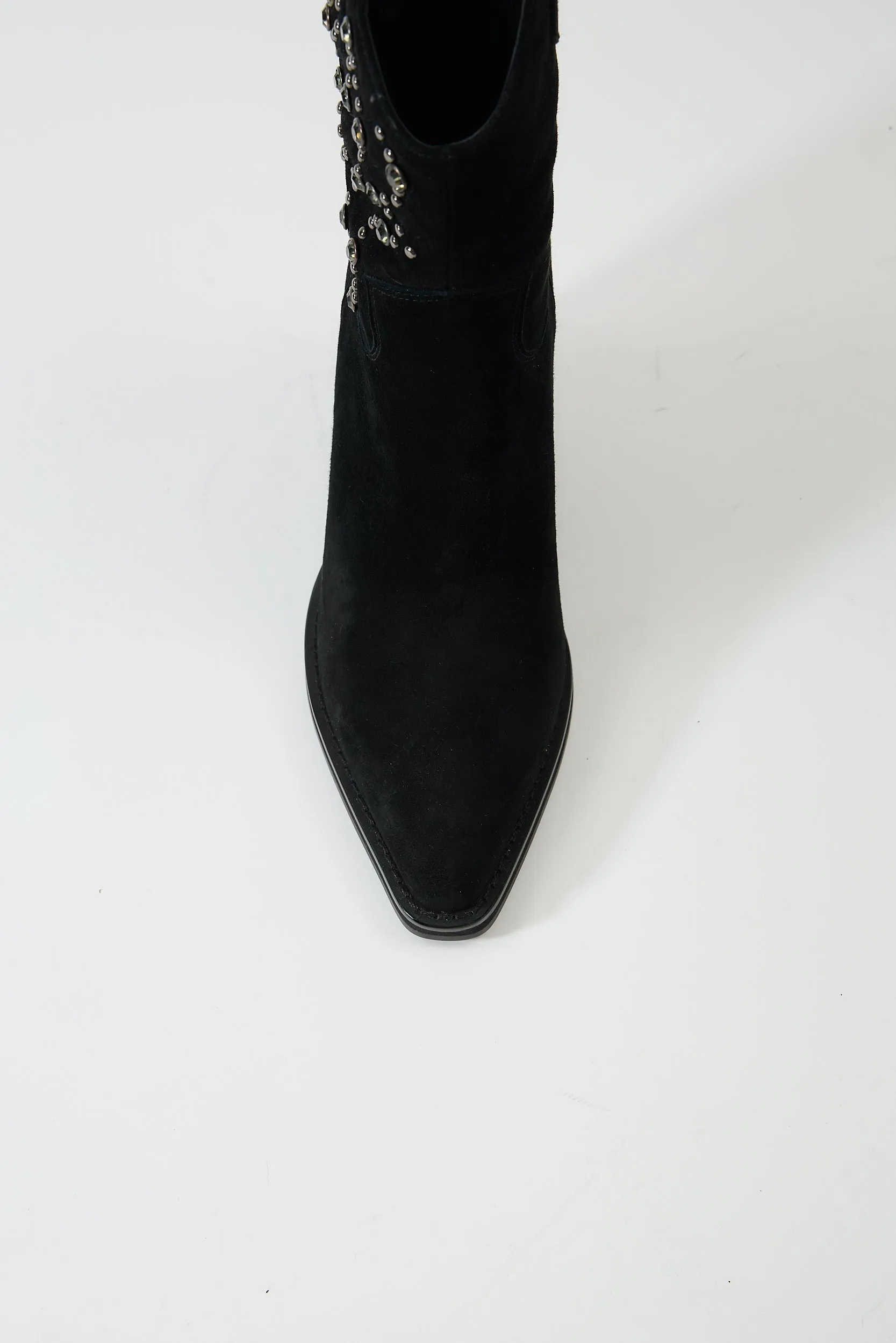 Clotho Black