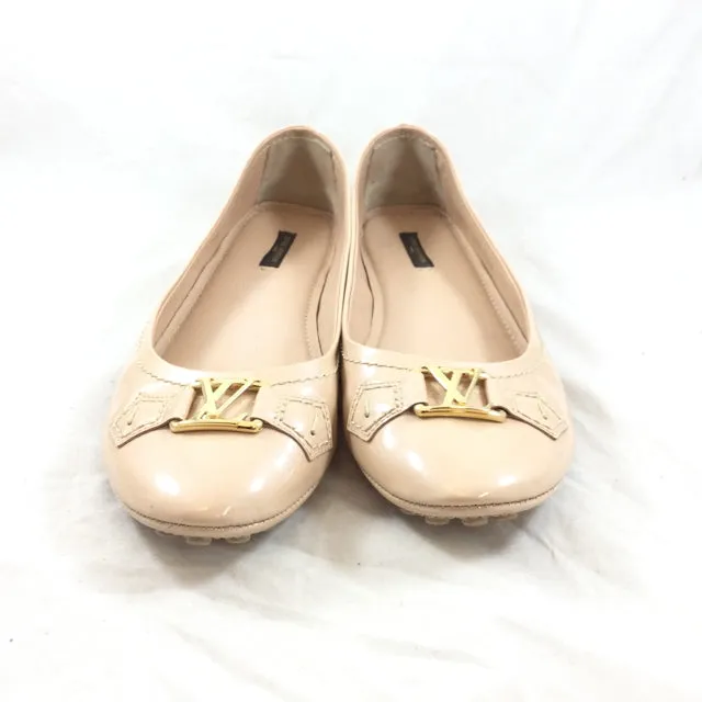 Louis Vuitton Ballet Flats. Size 41