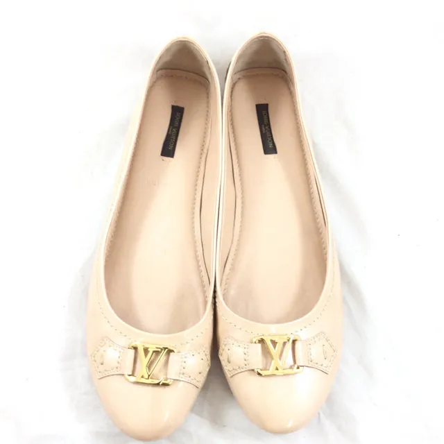 Louis Vuitton Ballet Flats. Size 41