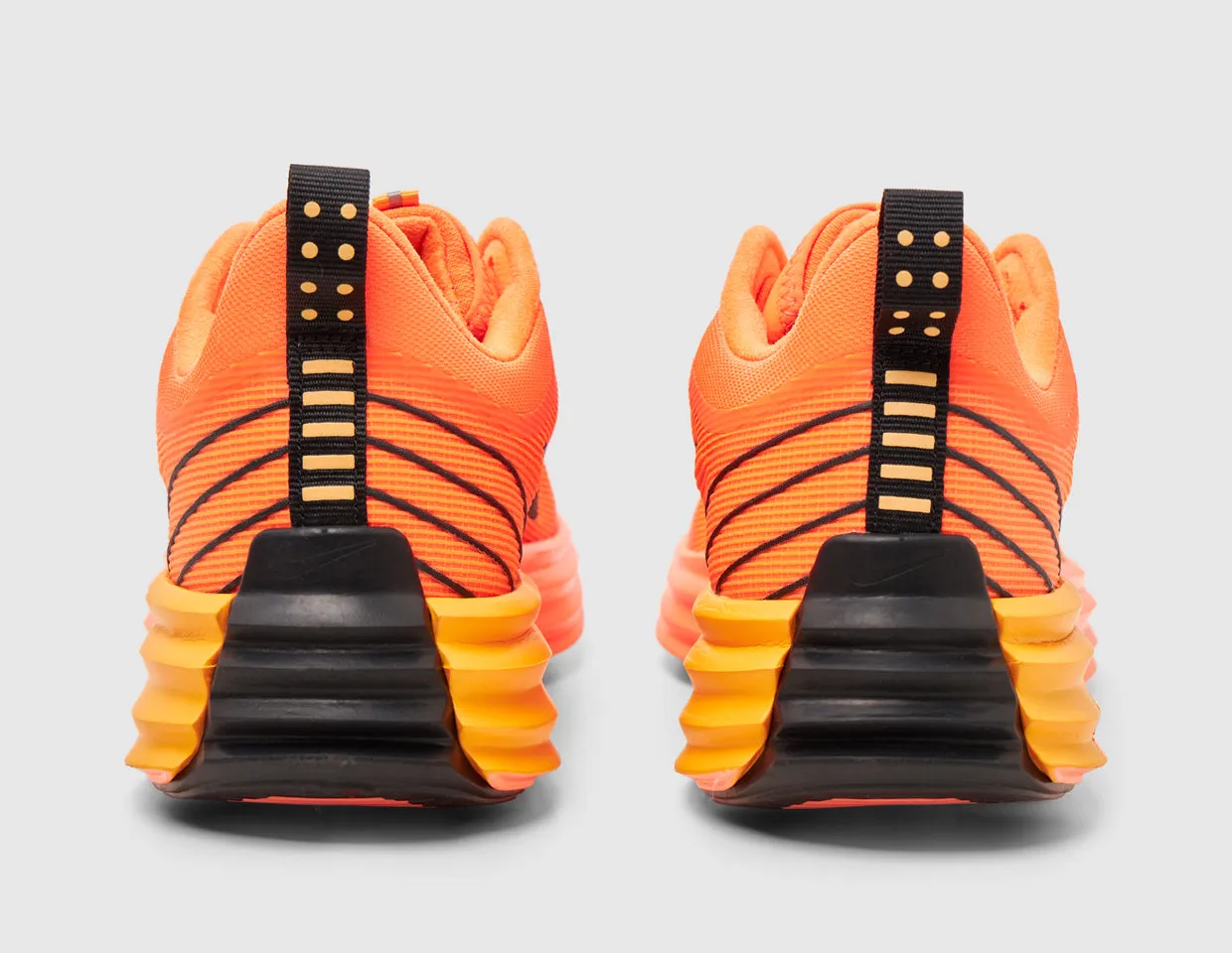 Nike Lunar Roam Hyper Crimson / Black - Sundial