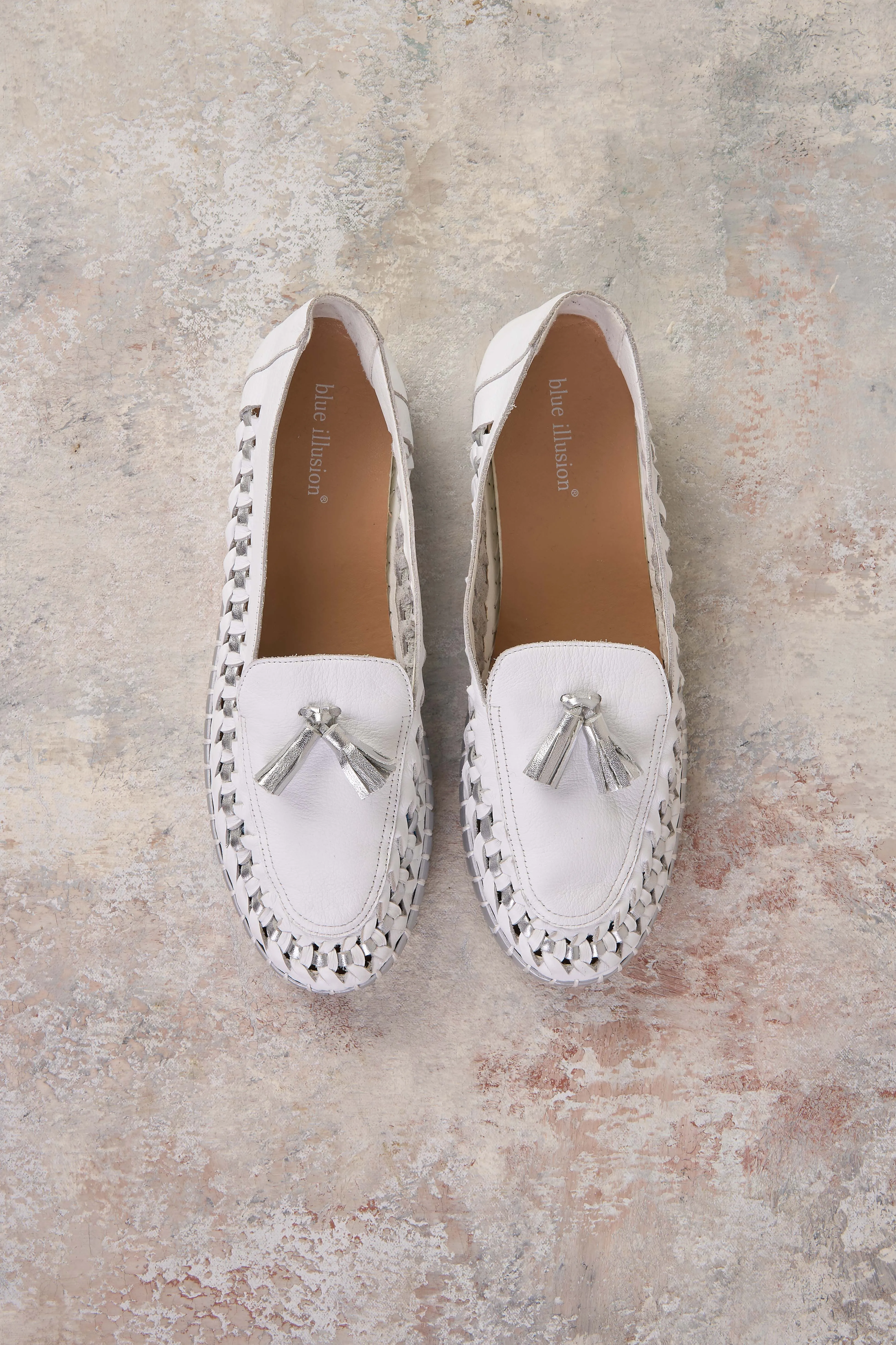 Porto Tassel Loafer - White